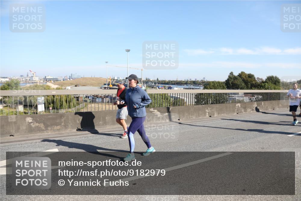 03.10.2025 - Köhlbrandbrückenlauf Yannick Fuchs http://msf.ph/oto/9182979 03.10.2025 11:26:05 Position 3  meine-sportfotos.de