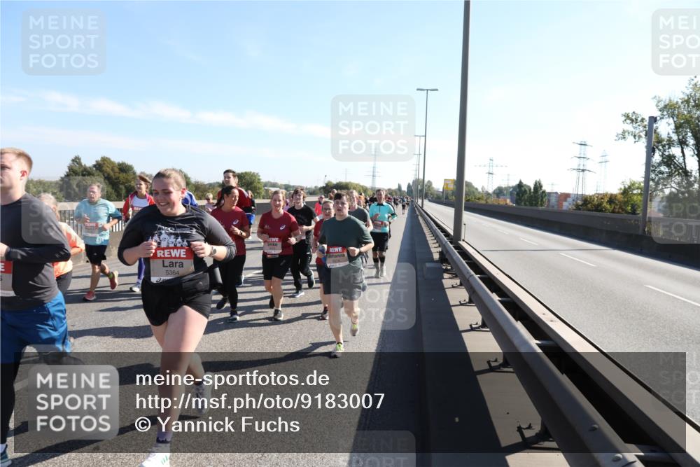 03.10.2025 - Köhlbrandbrückenlauf Yannick Fuchs http://msf.ph/oto/9183007 03.10.2025 11:26:07 Position 3 5364 meine-sportfotos.de