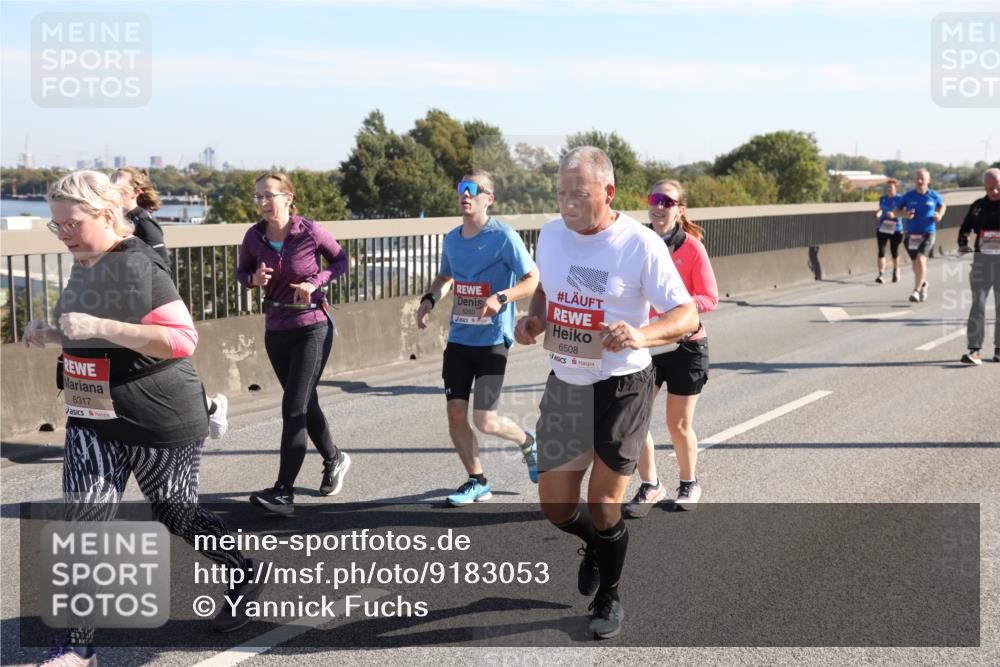 03.10.2025 - Köhlbrandbrückenlauf Yannick Fuchs http://msf.ph/oto/9183053 03.10.2025 11:26:12 Position 3 6317, 5260, 6508 meine-sportfotos.de