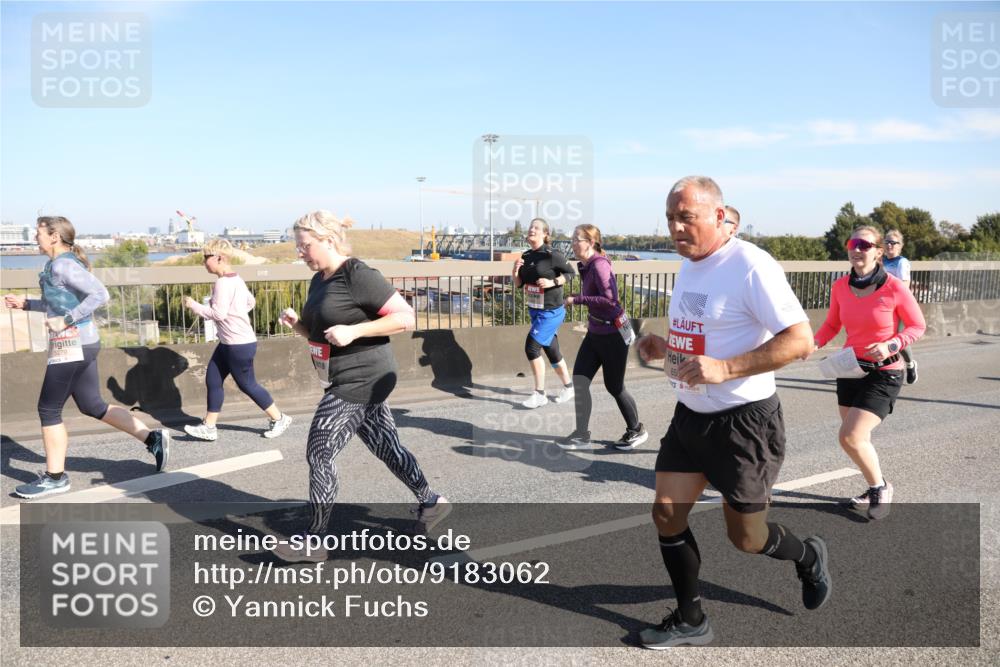 03.10.2025 - Köhlbrandbrückenlauf Yannick Fuchs http://msf.ph/oto/9183062 03.10.2025 11:26:13 Position 3 535, 5270, 65 meine-sportfotos.de