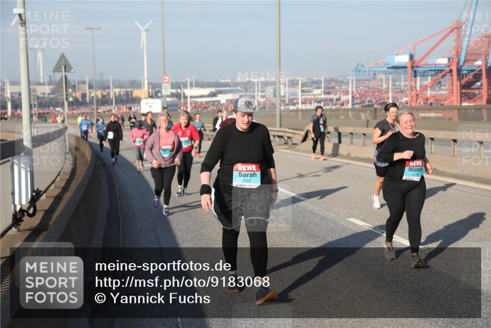 03.10.2025 - Köhlbrandbrückenlauf Yannick Fuchs http://msf.ph/oto/9183068 03.10.2025 09:02:10 Position 2 2602, 3130 meine-sportfotos.de