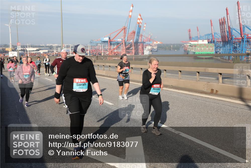 03.10.2025 - Köhlbrandbrückenlauf Yannick Fuchs http://msf.ph/oto/9183077 03.10.2025 09:02:11 Position 2 2602, 3130 meine-sportfotos.de