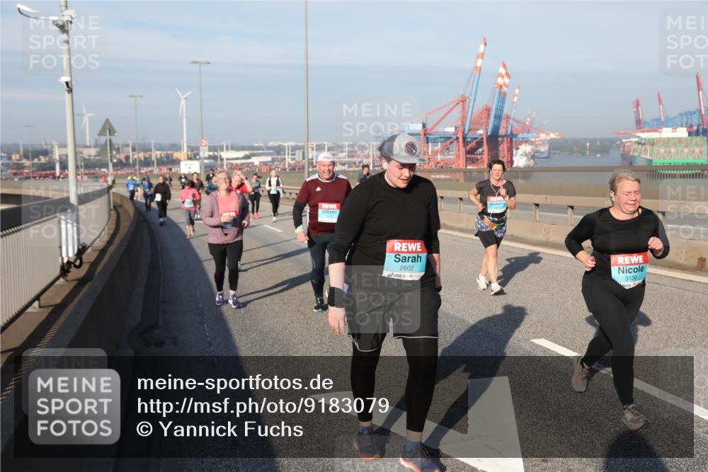 03.10.2025 - Köhlbrandbrückenlauf Yannick Fuchs http://msf.ph/oto/9183079 03.10.2025 09:02:12 Position 2 2602, 3130 meine-sportfotos.de