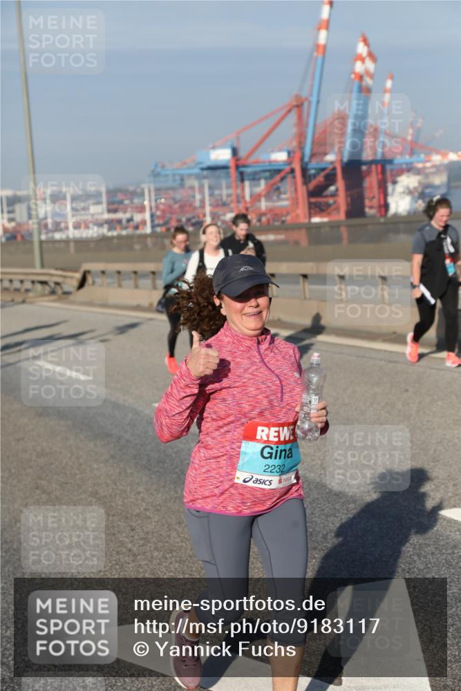 03.10.2025 - Köhlbrandbrückenlauf Yannick Fuchs http://msf.ph/oto/9183117 03.10.2025 09:02:18 Position 2 2232 meine-sportfotos.de