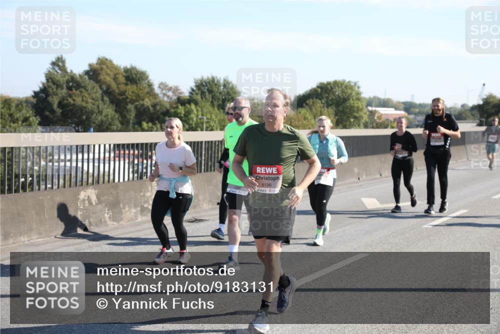 03.10.2025 - Köhlbrandbrückenlauf Yannick Fuchs http://msf.ph/oto/9183131 03.10.2025 11:26:29 Position 3 5262, 6196 meine-sportfotos.de
