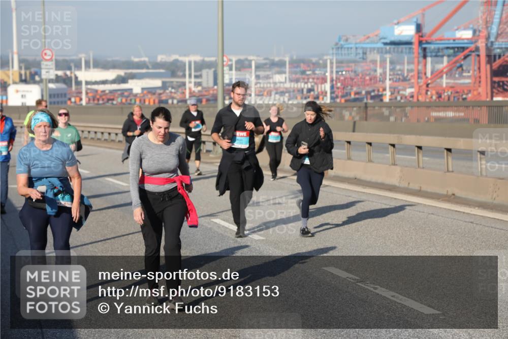 03.10.2025 - Köhlbrandbrückenlauf Yannick Fuchs http://msf.ph/oto/9183153 03.10.2025 09:02:27 Position 2  meine-sportfotos.de