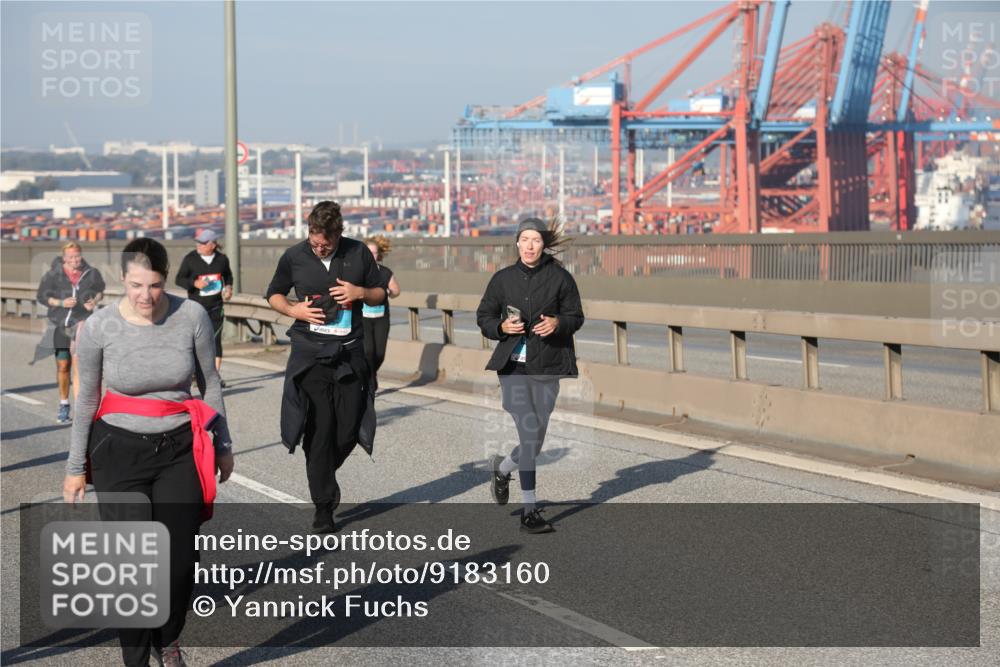 03.10.2025 - Köhlbrandbrückenlauf Yannick Fuchs http://msf.ph/oto/9183160 03.10.2025 09:02:28 Position 2  meine-sportfotos.de