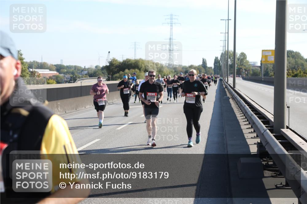 03.10.2025 - Köhlbrandbrückenlauf Yannick Fuchs http://msf.ph/oto/9183179 03.10.2025 11:26:35 Position 3  meine-sportfotos.de