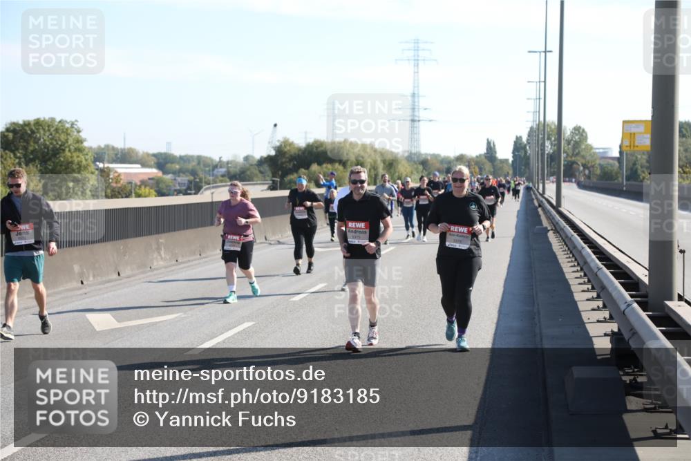 03.10.2025 - Köhlbrandbrückenlauf Yannick Fuchs http://msf.ph/oto/9183185 03.10.2025 11:26:36 Position 3 5376 meine-sportfotos.de