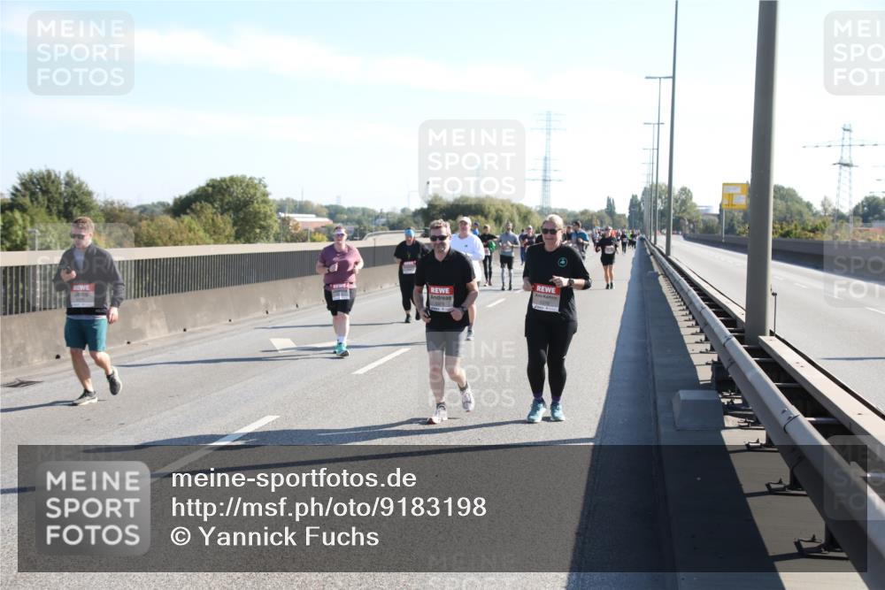 03.10.2025 - Köhlbrandbrückenlauf Yannick Fuchs http://msf.ph/oto/9183198 03.10.2025 11:26:37 Position 3  meine-sportfotos.de