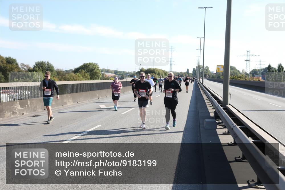 03.10.2025 - Köhlbrandbrückenlauf Yannick Fuchs http://msf.ph/oto/9183199 03.10.2025 11:26:37 Position 3  meine-sportfotos.de