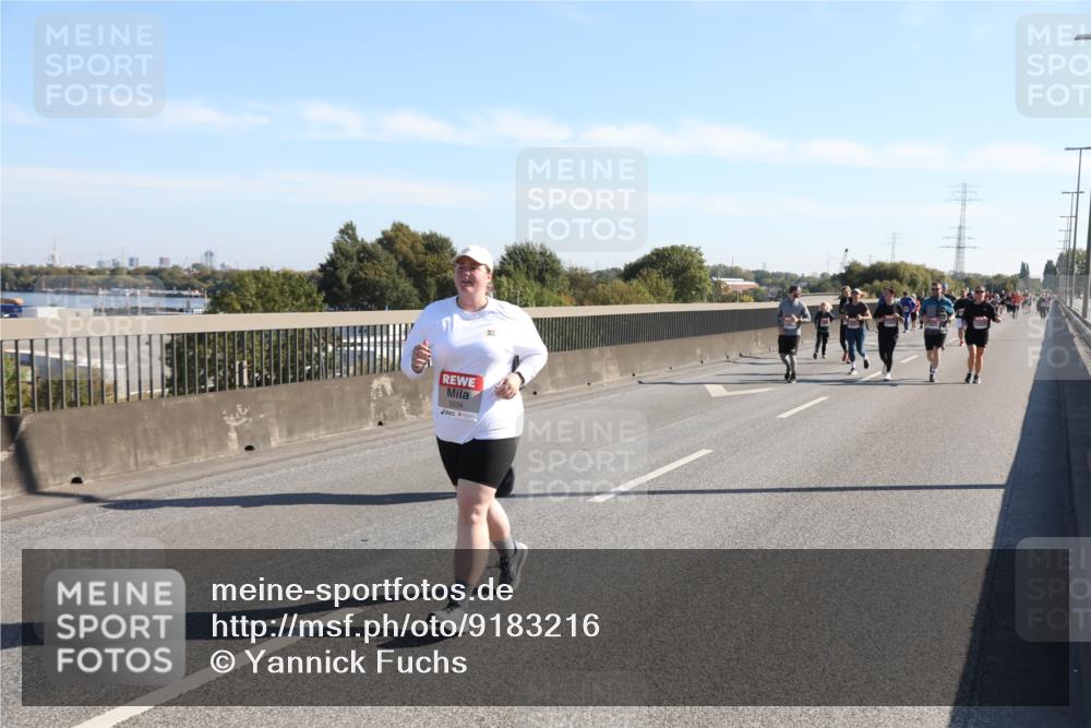 03.10.2025 - Köhlbrandbrückenlauf Yannick Fuchs http://msf.ph/oto/9183216 03.10.2025 11:26:43 Position 3 5534 meine-sportfotos.de