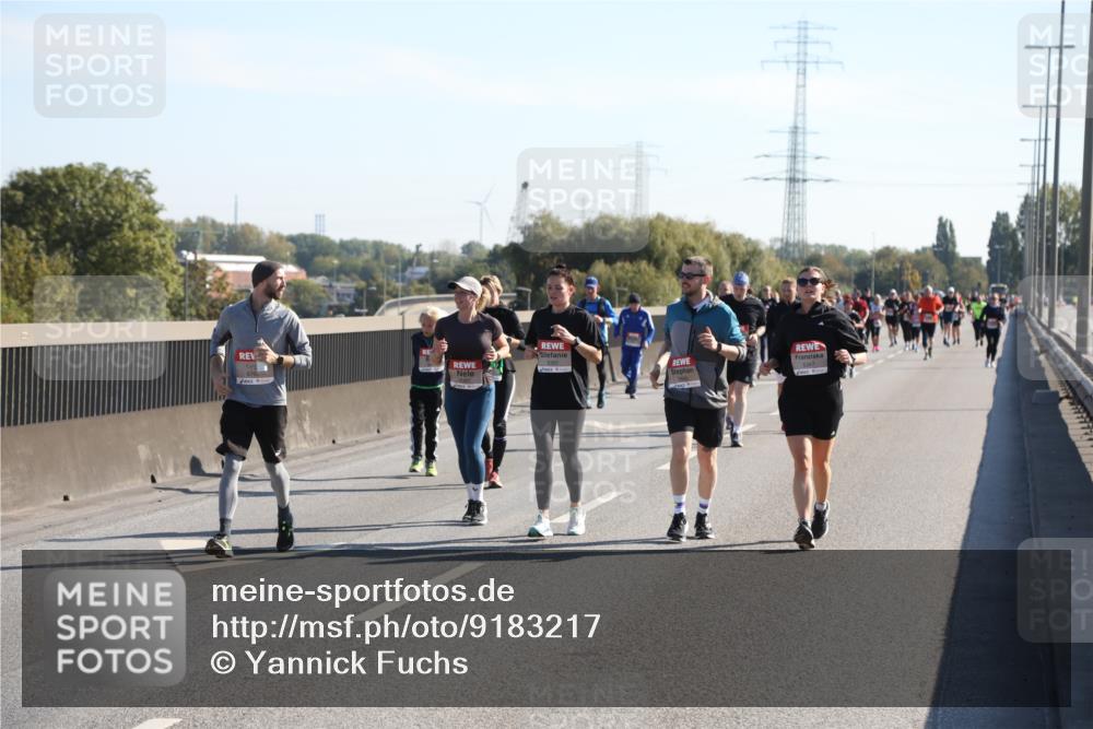 03.10.2025 - Köhlbrandbrückenlauf Yannick Fuchs http://msf.ph/oto/9183217 03.10.2025 11:26:44 Position 3 5301, 5347 meine-sportfotos.de