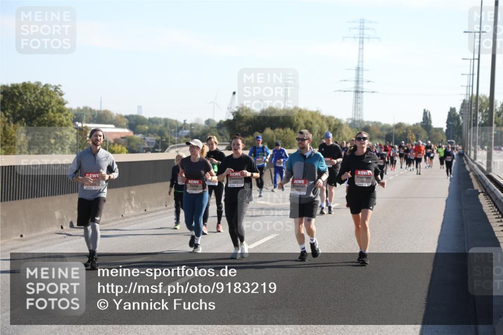 03.10.2025 - Köhlbrandbrückenlauf Yannick Fuchs http://msf.ph/oto/9183219 03.10.2025 11:26:44 Position 3  meine-sportfotos.de