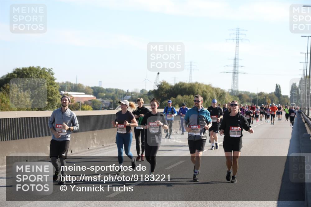 03.10.2025 - Köhlbrandbrückenlauf Yannick Fuchs http://msf.ph/oto/9183221 03.10.2025 11:26:45 Position 3 5301 meine-sportfotos.de