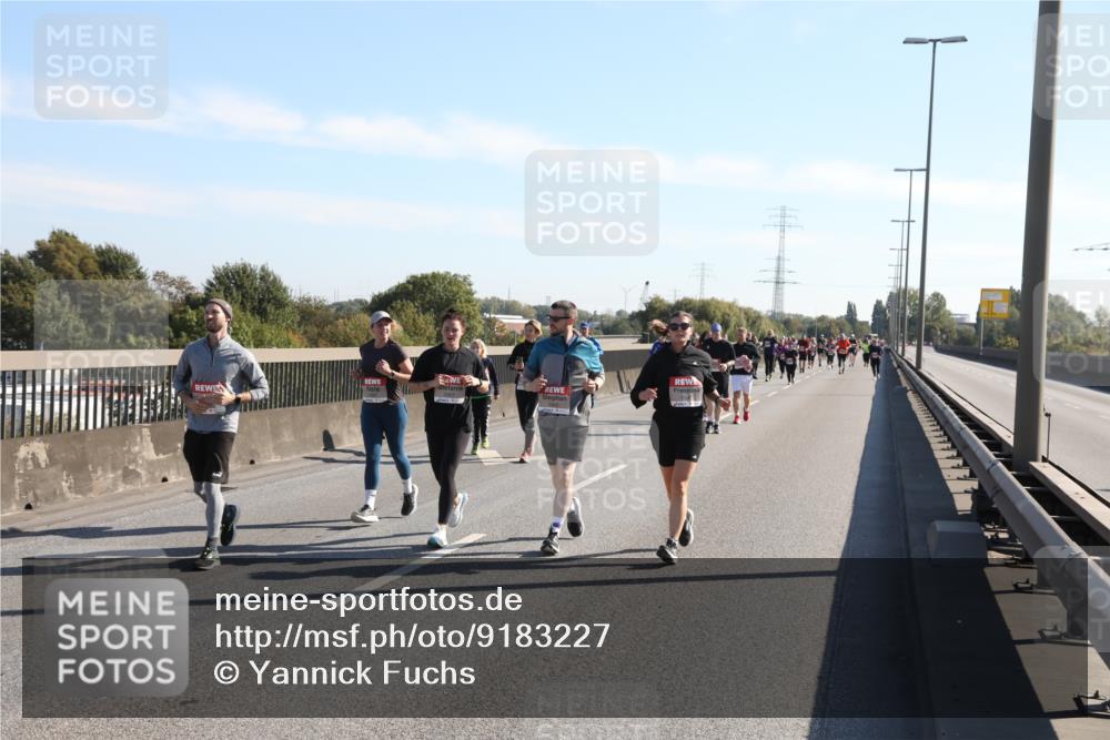 03.10.2025 - Köhlbrandbrückenlauf Yannick Fuchs http://msf.ph/oto/9183227 03.10.2025 11:26:48 Position 3  meine-sportfotos.de