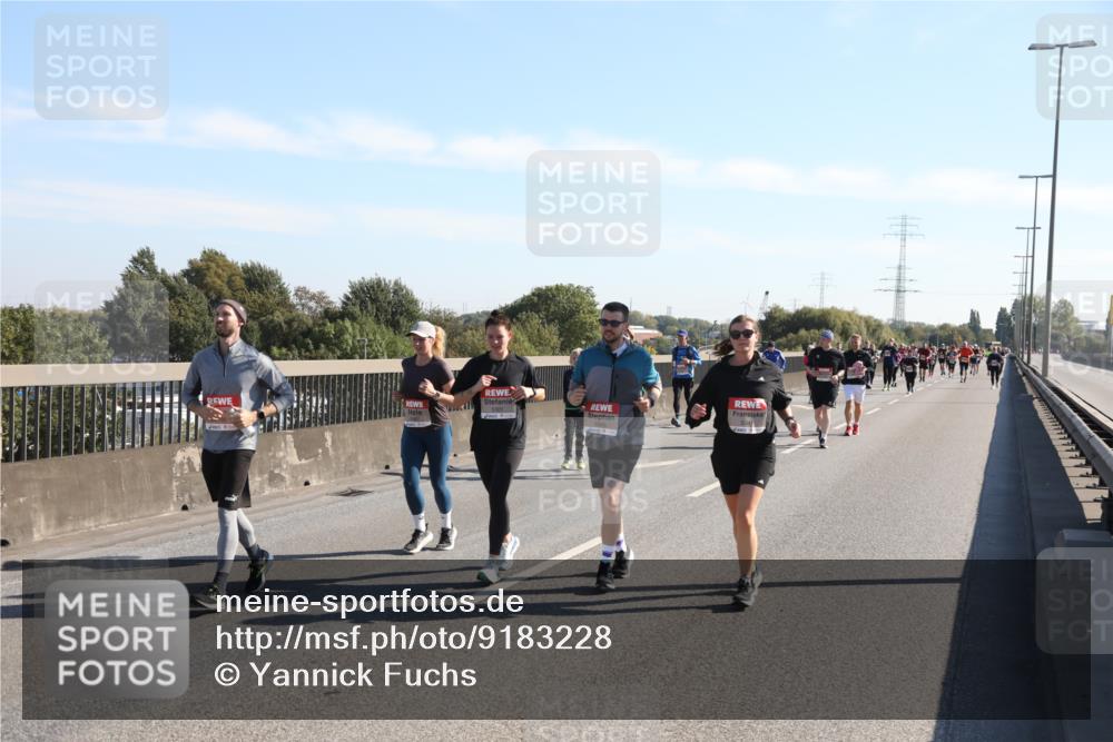 03.10.2025 - Köhlbrandbrückenlauf Yannick Fuchs http://msf.ph/oto/9183228 03.10.2025 11:26:48 Position 3  meine-sportfotos.de