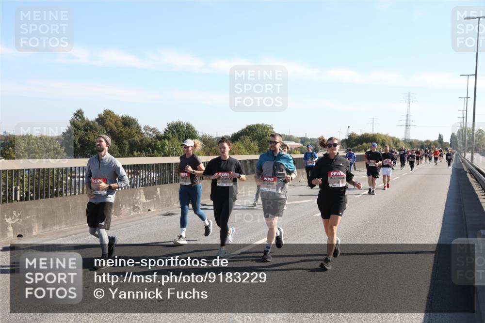 03.10.2025 - Köhlbrandbrückenlauf Yannick Fuchs http://msf.ph/oto/9183229 03.10.2025 11:26:48 Position 3 5301 meine-sportfotos.de