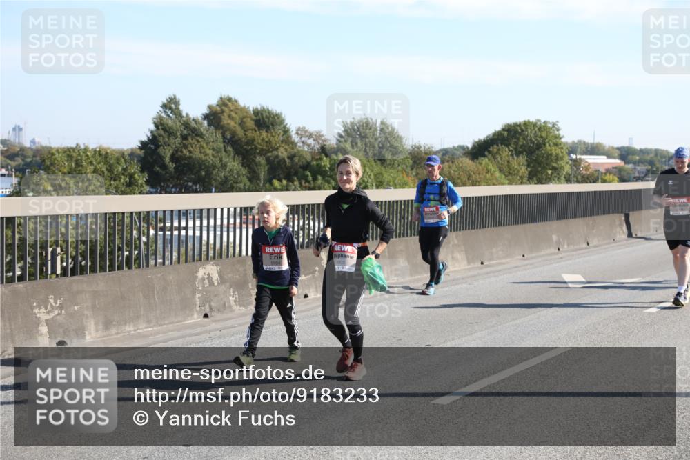 03.10.2025 - Köhlbrandbrückenlauf Yannick Fuchs http://msf.ph/oto/9183233 03.10.2025 11:26:51 Position 3 5904, 5905 meine-sportfotos.de