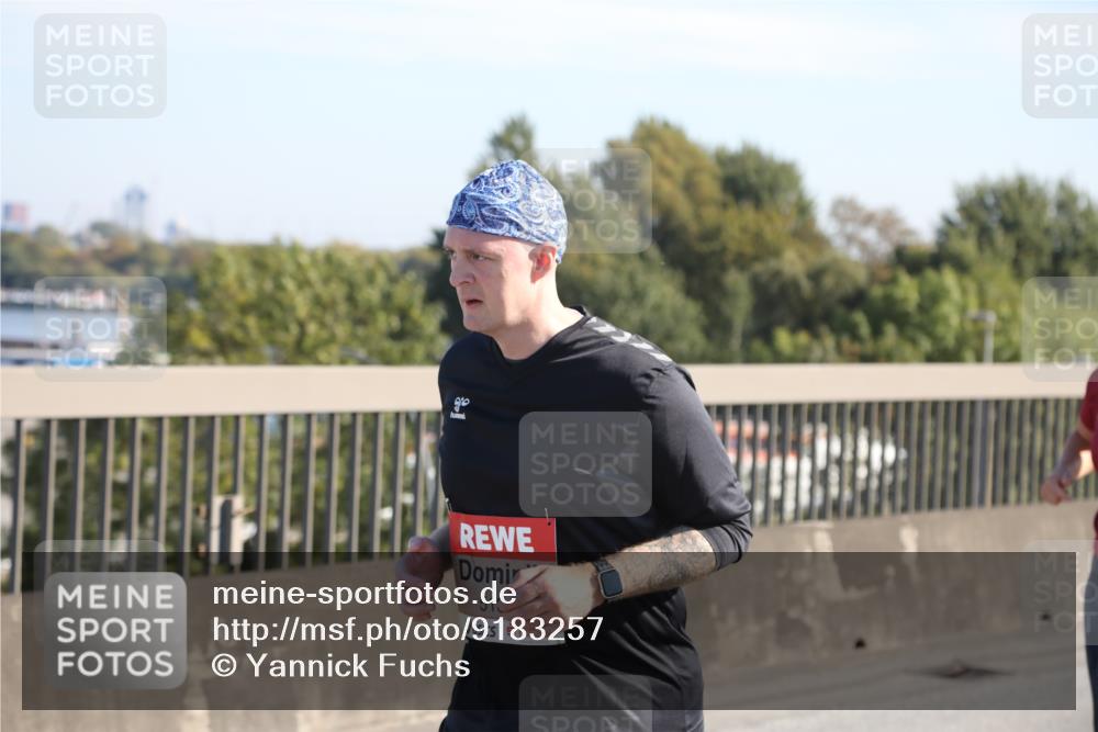 03.10.2025 - Köhlbrandbrückenlauf Yannick Fuchs http://msf.ph/oto/9183257 03.10.2025 11:26:56 Position 3 513 meine-sportfotos.de