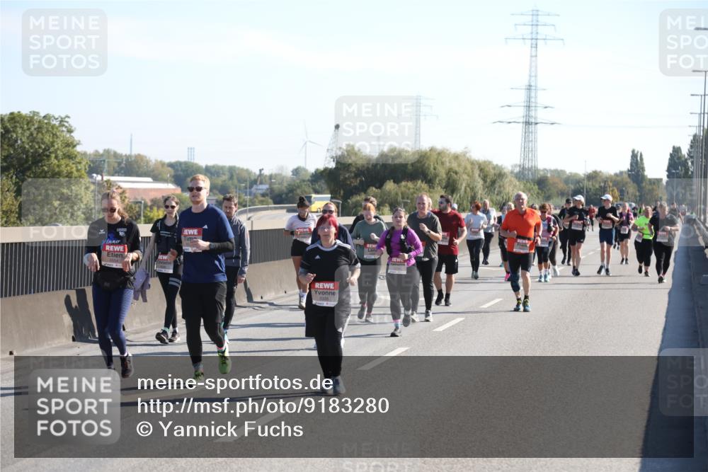 03.10.2025 - Köhlbrandbrückenlauf Yannick Fuchs http://msf.ph/oto/9183280 03.10.2025 11:27:02 Position 3 5554 meine-sportfotos.de