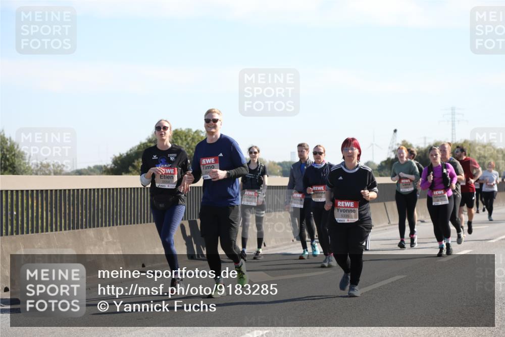 03.10.2025 - Köhlbrandbrückenlauf Yannick Fuchs http://msf.ph/oto/9183285 03.10.2025 11:27:04 Position 3 10, 5554, 5335, 5279 meine-sportfotos.de