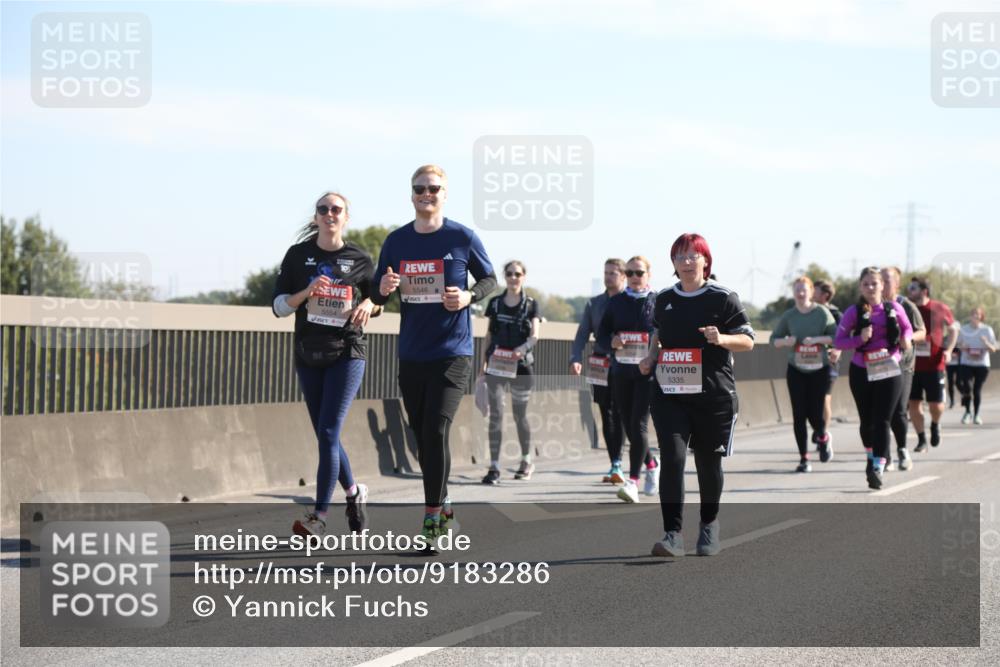 03.10.2025 - Köhlbrandbrückenlauf Yannick Fuchs http://msf.ph/oto/9183286 03.10.2025 11:27:04 Position 3 5554, 5546, 5335 meine-sportfotos.de