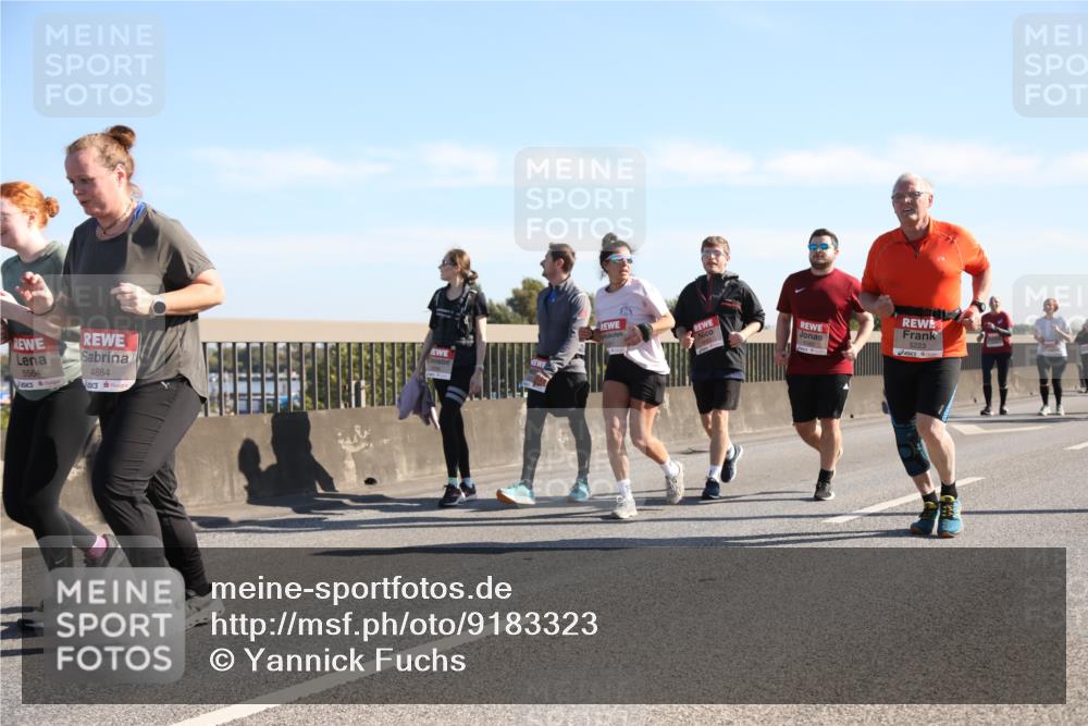 03.10.2025 - Köhlbrandbrückenlauf Yannick Fuchs http://msf.ph/oto/9183323 03.10.2025 11:27:13 Position 3 5564, 4884, 6582, 5223 meine-sportfotos.de