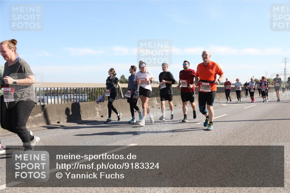 03.10.2025 - Köhlbrandbrückenlauf Yannick Fuchs http://msf.ph/oto/9183324 03.10.2025 11:27:13 Position 3 4884 meine-sportfotos.de