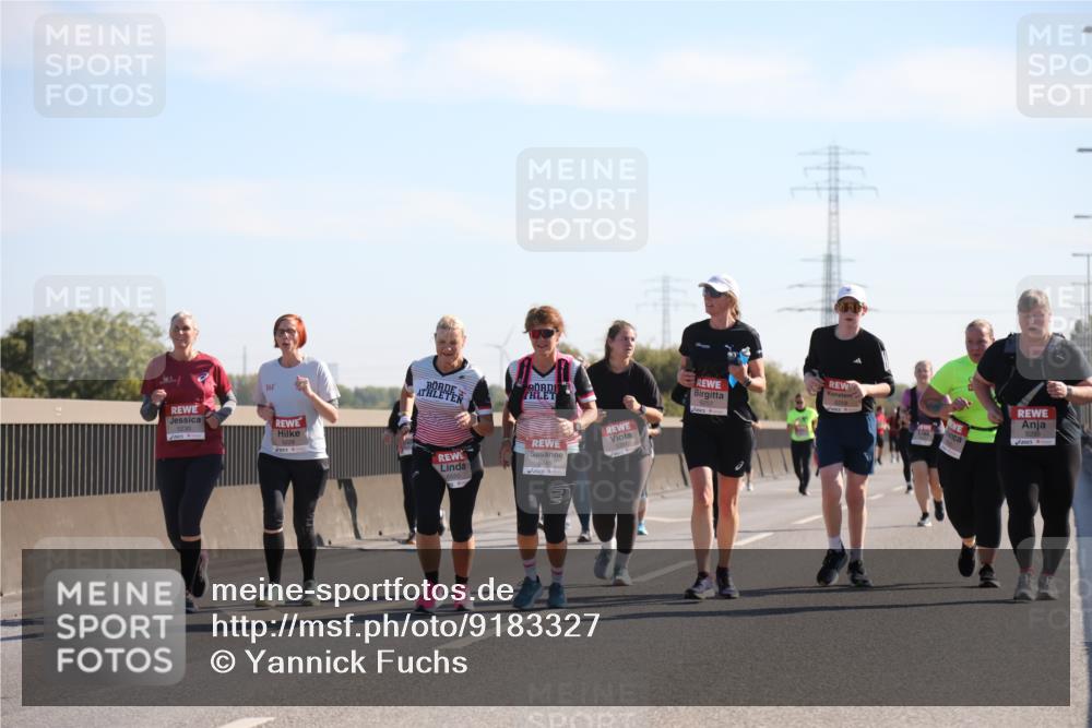 03.10.2025 - Köhlbrandbrückenlauf Yannick Fuchs http://msf.ph/oto/9183327 03.10.2025 11:27:14 Position 3 5230, 361, 5351, 5445 meine-sportfotos.de