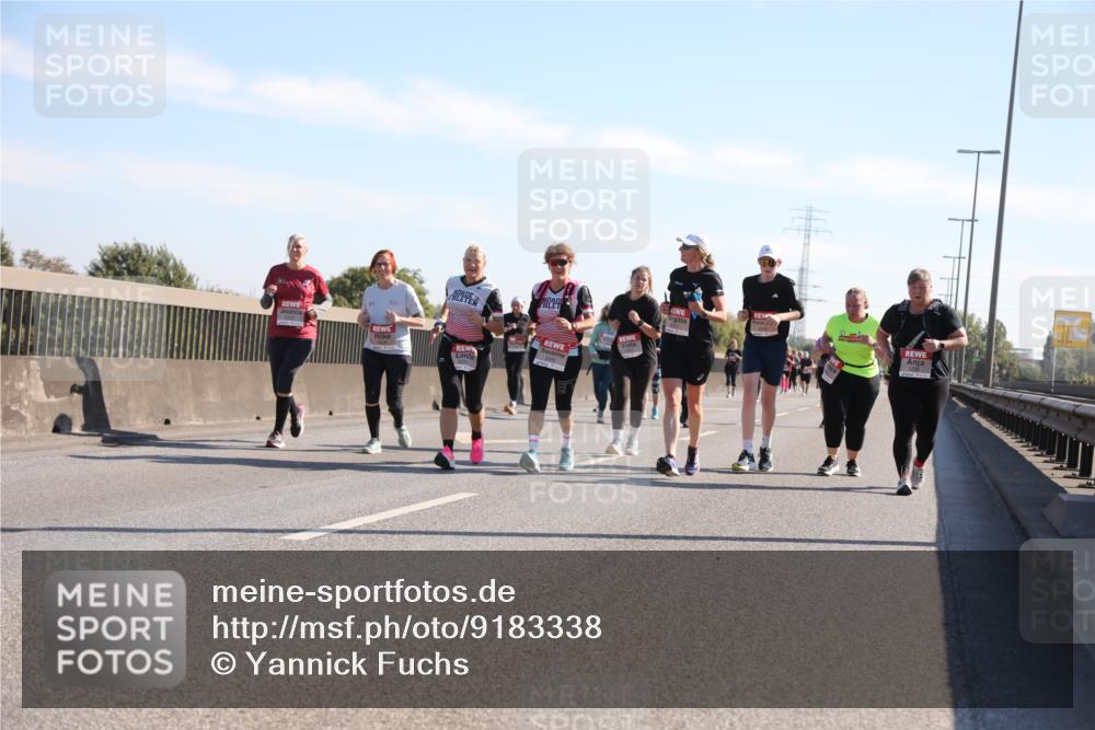 03.10.2025 - Köhlbrandbrückenlauf Yannick Fuchs http://msf.ph/oto/9183338 03.10.2025 11:27:16 Position 3 5445 meine-sportfotos.de