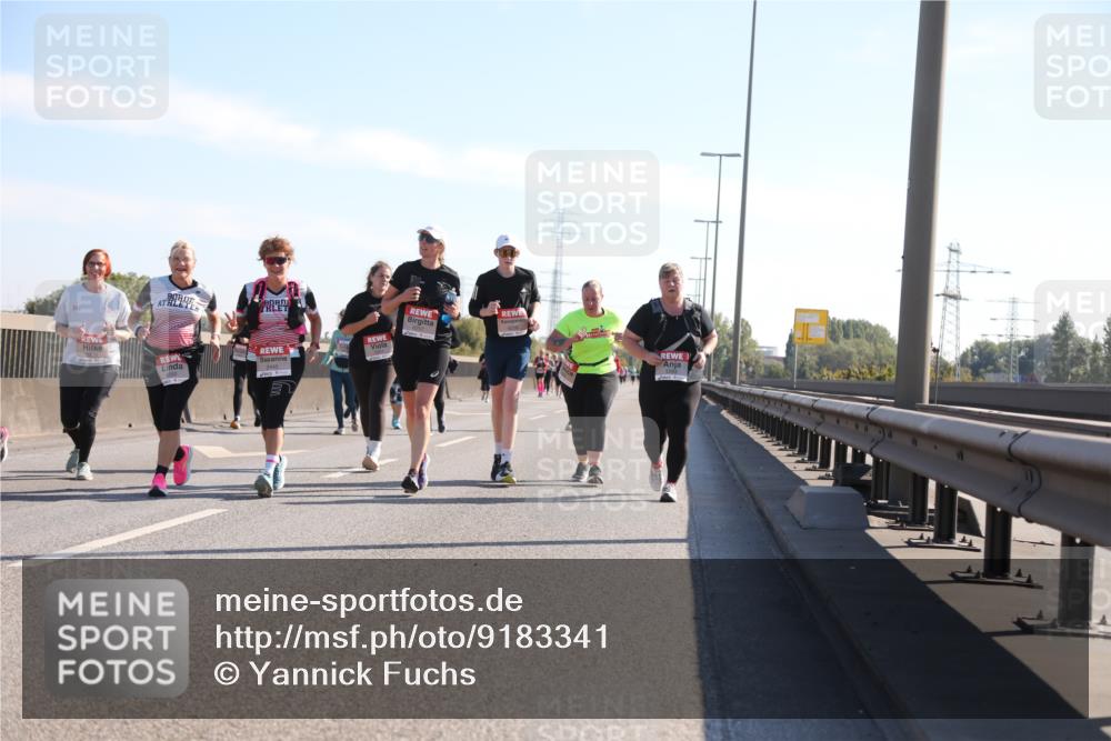 03.10.2025 - Köhlbrandbrückenlauf Yannick Fuchs http://msf.ph/oto/9183341 03.10.2025 11:27:16 Position 3 361 meine-sportfotos.de