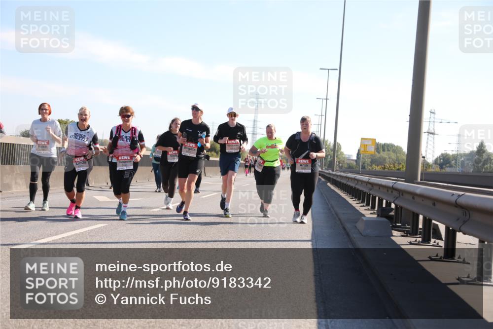 03.10.2025 - Köhlbrandbrückenlauf Yannick Fuchs http://msf.ph/oto/9183342 03.10.2025 11:27:17 Position 3 5445, 6257 meine-sportfotos.de