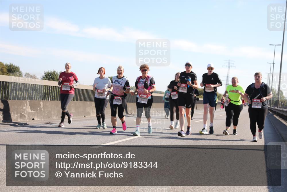 03.10.2025 - Köhlbrandbrückenlauf Yannick Fuchs http://msf.ph/oto/9183344 03.10.2025 11:27:17 Position 3 5445 meine-sportfotos.de