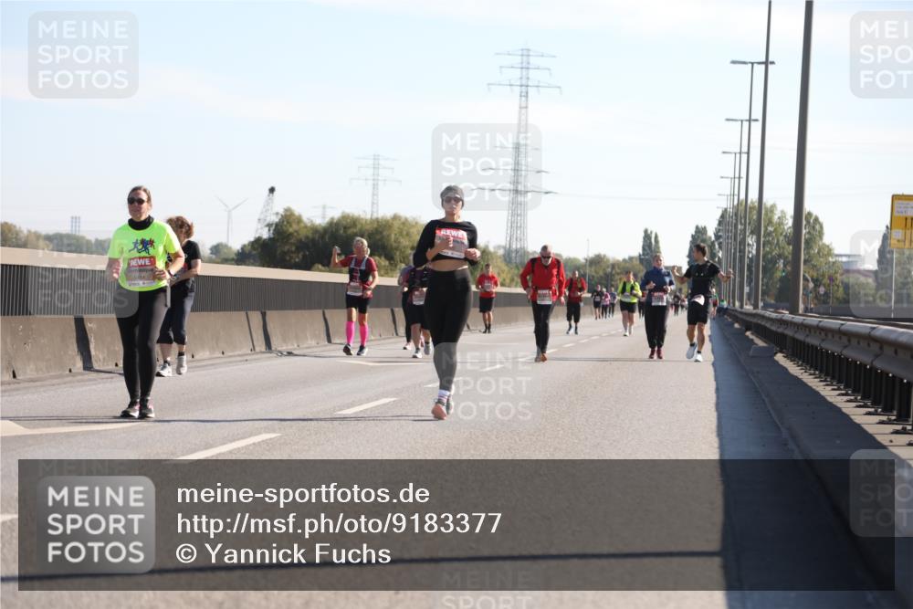 03.10.2025 - Köhlbrandbrückenlauf Yannick Fuchs http://msf.ph/oto/9183377 03.10.2025 11:27:27 Position 3 5484 meine-sportfotos.de