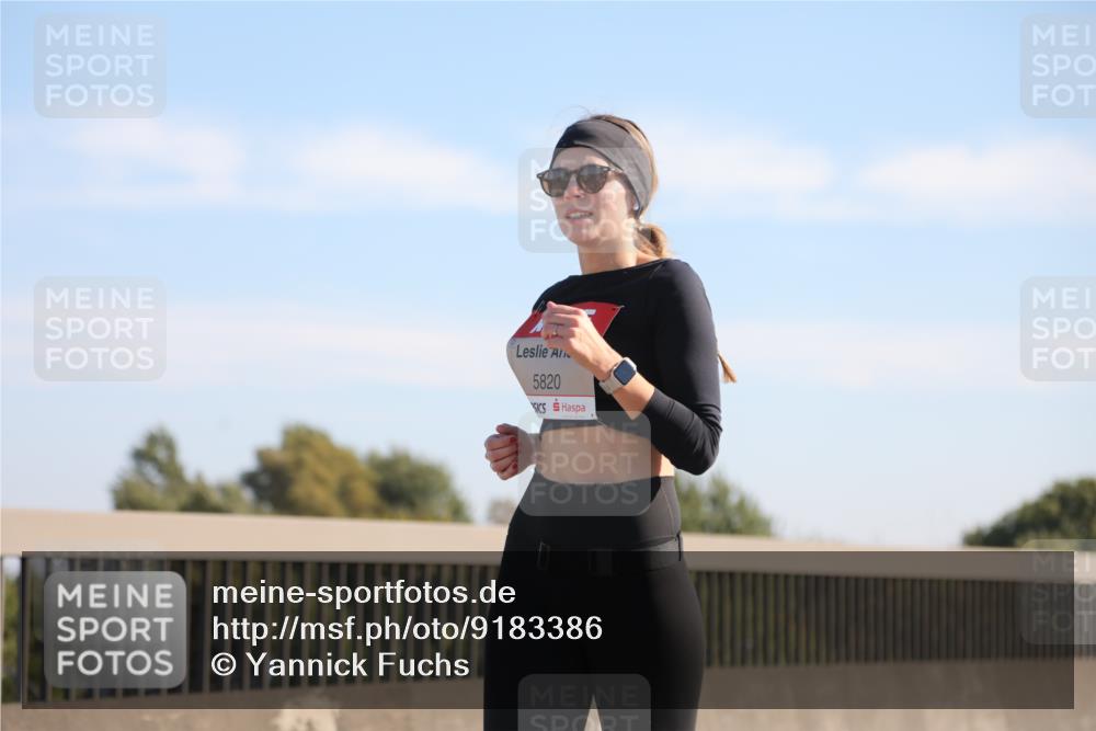 03.10.2025 - Köhlbrandbrückenlauf Yannick Fuchs http://msf.ph/oto/9183386 03.10.2025 11:27:34 Position 3 5820 meine-sportfotos.de