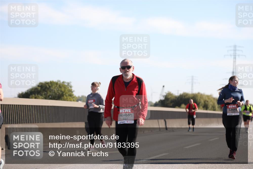 03.10.2025 - Köhlbrandbrückenlauf Yannick Fuchs http://msf.ph/oto/9183395 03.10.2025 11:27:40 Position 3 5327, 5216 meine-sportfotos.de