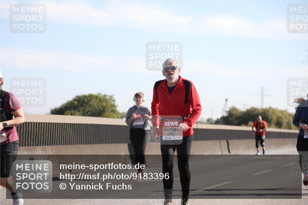 03.10.2025 - Köhlbrandbrückenlauf Yannick Fuchs http://msf.ph/oto/9183396 03.10.2025 11:27:41 Position 3 5327 meine-sportfotos.de