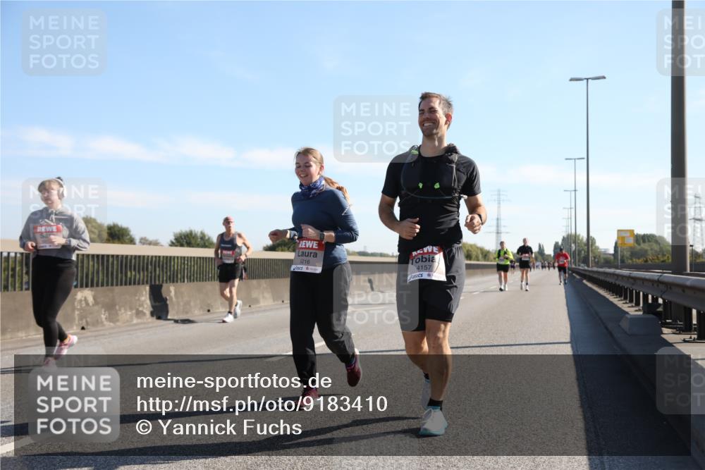 03.10.2025 - Köhlbrandbrückenlauf Yannick Fuchs http://msf.ph/oto/9183410 03.10.2025 11:27:45 Position 3 5216, 4157 meine-sportfotos.de