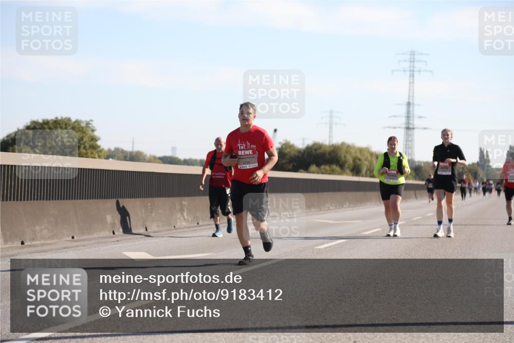 03.10.2025 - Köhlbrandbrückenlauf Yannick Fuchs http://msf.ph/oto/9183412 03.10.2025 11:27:47 Position 3 5735 meine-sportfotos.de