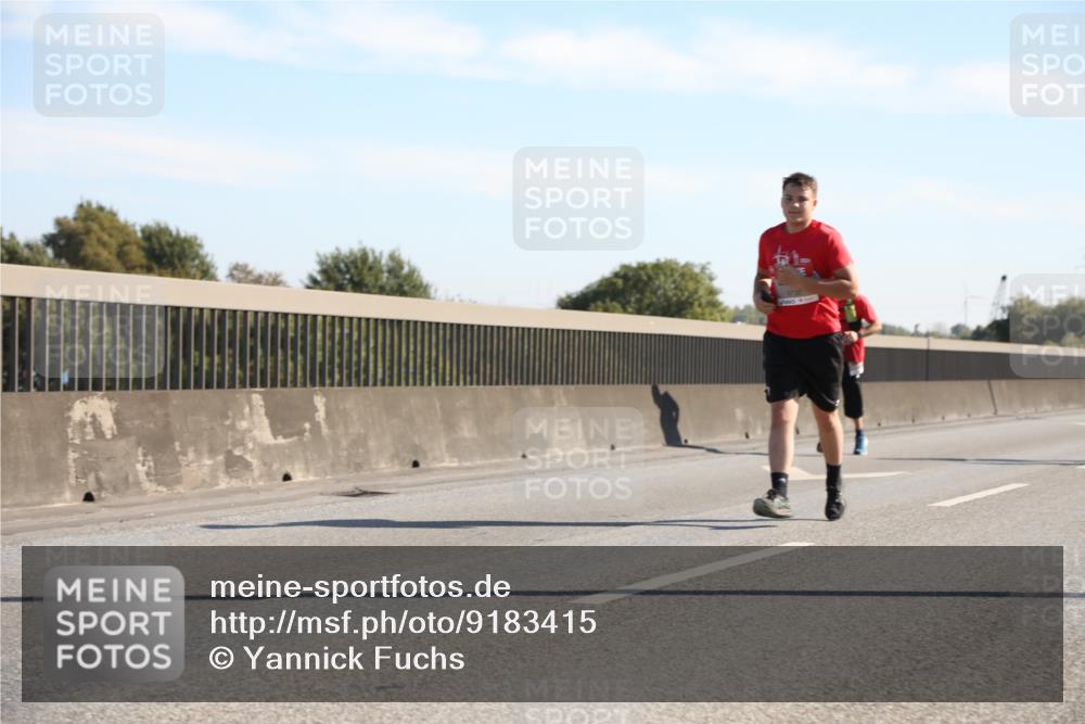 03.10.2025 - Köhlbrandbrückenlauf Yannick Fuchs http://msf.ph/oto/9183415 03.10.2025 11:27:48 Position 3  meine-sportfotos.de