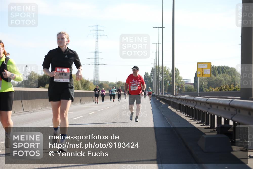 03.10.2025 - Köhlbrandbrückenlauf Yannick Fuchs http://msf.ph/oto/9183424 03.10.2025 11:27:53 Position 3 5257 meine-sportfotos.de