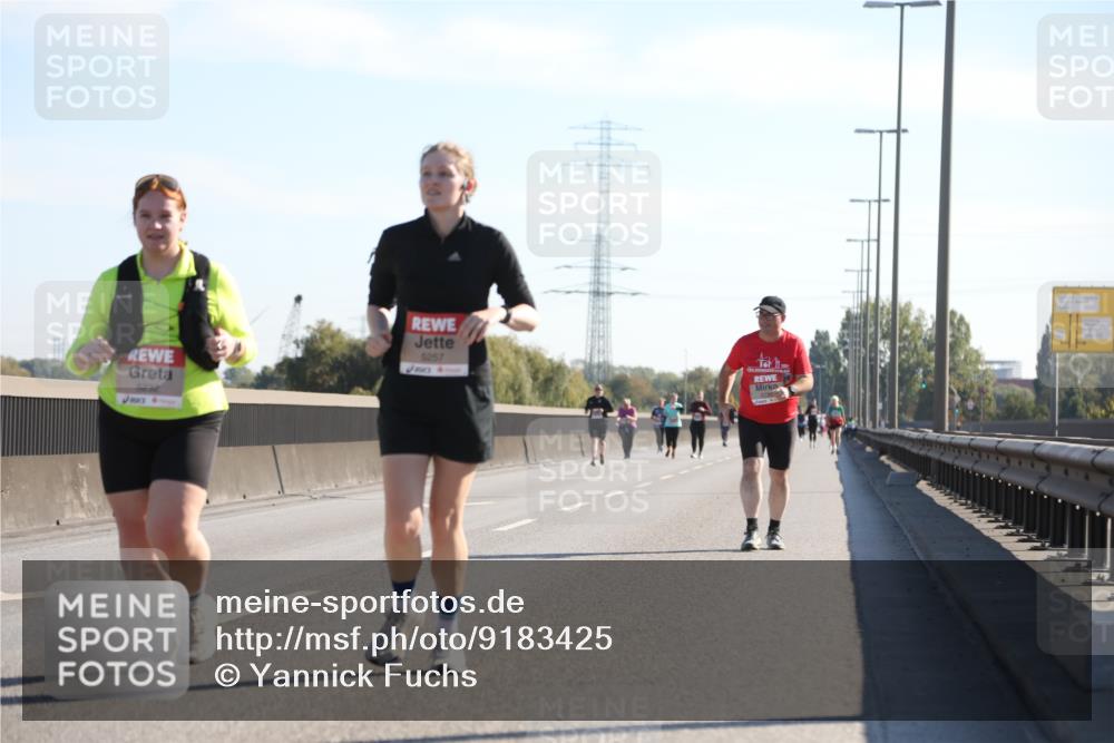 03.10.2025 - Köhlbrandbrückenlauf Yannick Fuchs http://msf.ph/oto/9183425 03.10.2025 11:27:53 Position 3 5232, 5257 meine-sportfotos.de