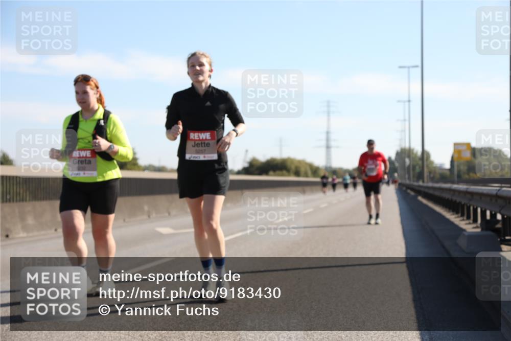 03.10.2025 - Köhlbrandbrückenlauf Yannick Fuchs http://msf.ph/oto/9183430 03.10.2025 11:27:55 Position 3  meine-sportfotos.de