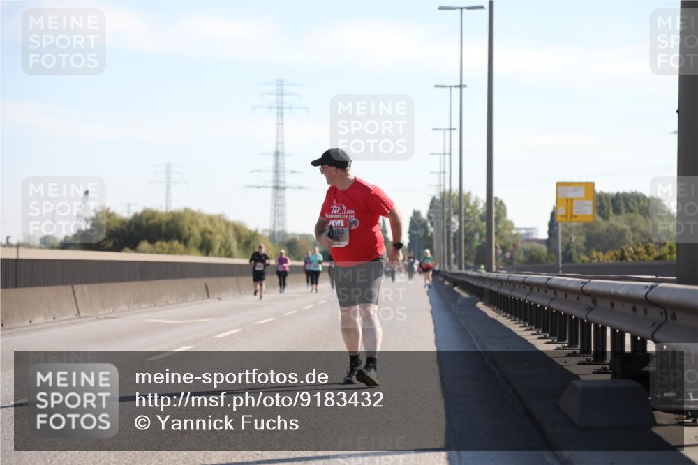 03.10.2025 - Köhlbrandbrückenlauf Yannick Fuchs http://msf.ph/oto/9183432 03.10.2025 11:27:57 Position 3 2024 meine-sportfotos.de