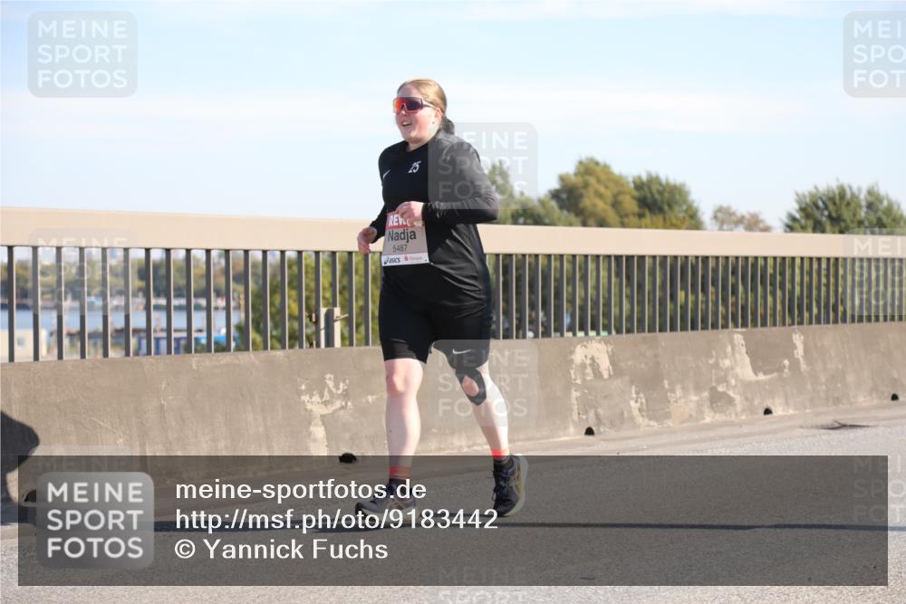 03.10.2025 - Köhlbrandbrückenlauf Yannick Fuchs http://msf.ph/oto/9183442 03.10.2025 11:28:18 Position 3 25, 5487 meine-sportfotos.de