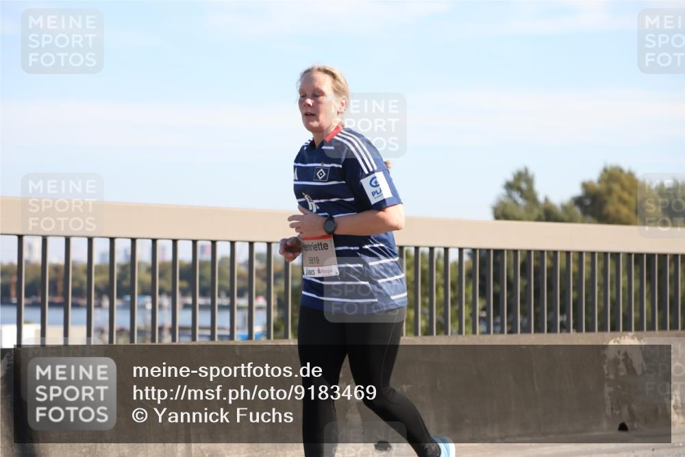 03.10.2025 - Köhlbrandbrückenlauf Yannick Fuchs http://msf.ph/oto/9183469 03.10.2025 11:28:40 Position 3 5819 meine-sportfotos.de