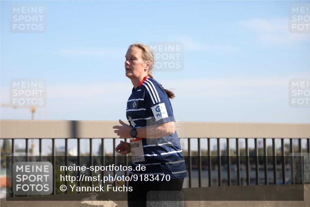 03.10.2025 - Köhlbrandbrückenlauf Yannick Fuchs http://msf.ph/oto/9183470 03.10.2025 11:28:41 Position 3  meine-sportfotos.de