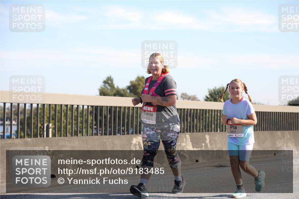 03.10.2025 - Köhlbrandbrückenlauf Yannick Fuchs http://msf.ph/oto/9183485 03.10.2025 11:28:53 Position 3 5612, 5611 meine-sportfotos.de