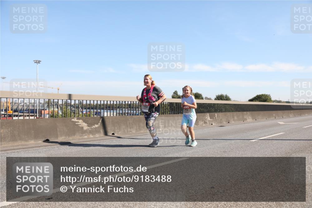 03.10.2025 - Köhlbrandbrückenlauf Yannick Fuchs http://msf.ph/oto/9183488 03.10.2025 11:28:54 Position 3  meine-sportfotos.de
